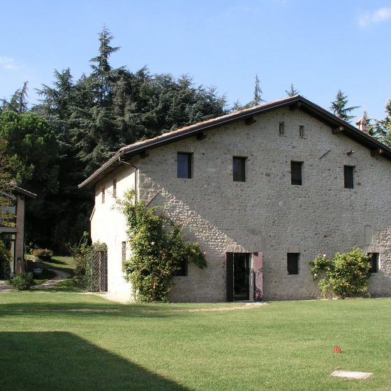 RESTORATION OF A RURAL BUILDING OF THE XVI CENT